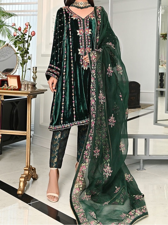 Ansab Jahangir Other - Ansab Jahangir Velvet Emerald Green 3 piece